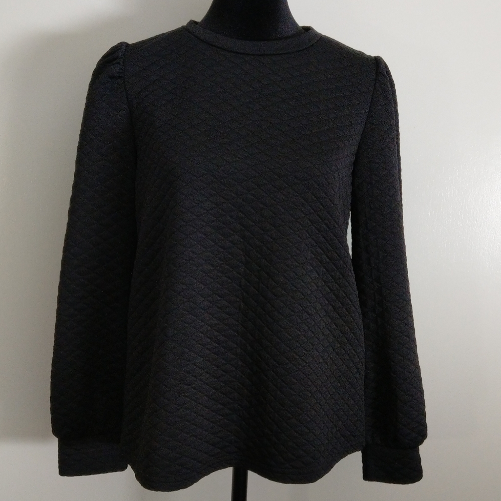 Quilted pattern shirt black puff sleeve textured office blouse